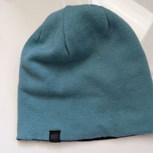MEC Reversible Touque